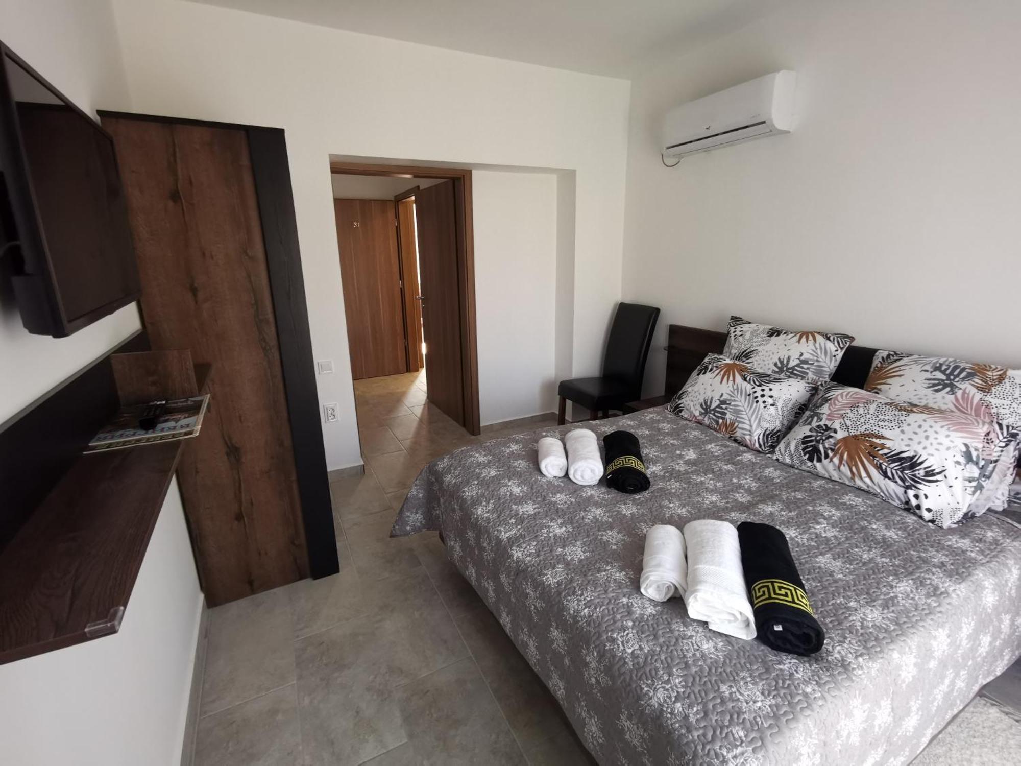 Moon Light Apartment เฮวิซ ภายนอก รูปภาพ