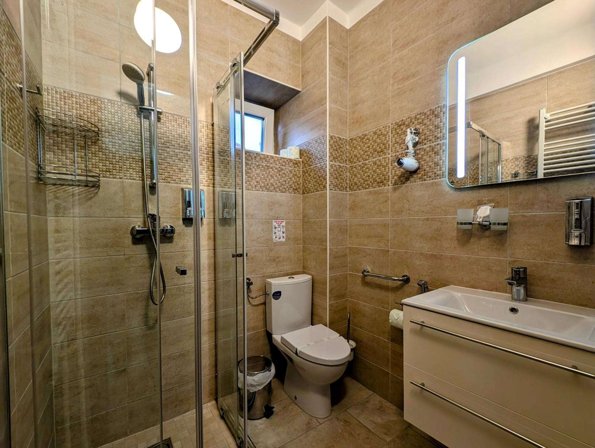 Moon Light Apartment เฮวิซ ภายนอก รูปภาพ