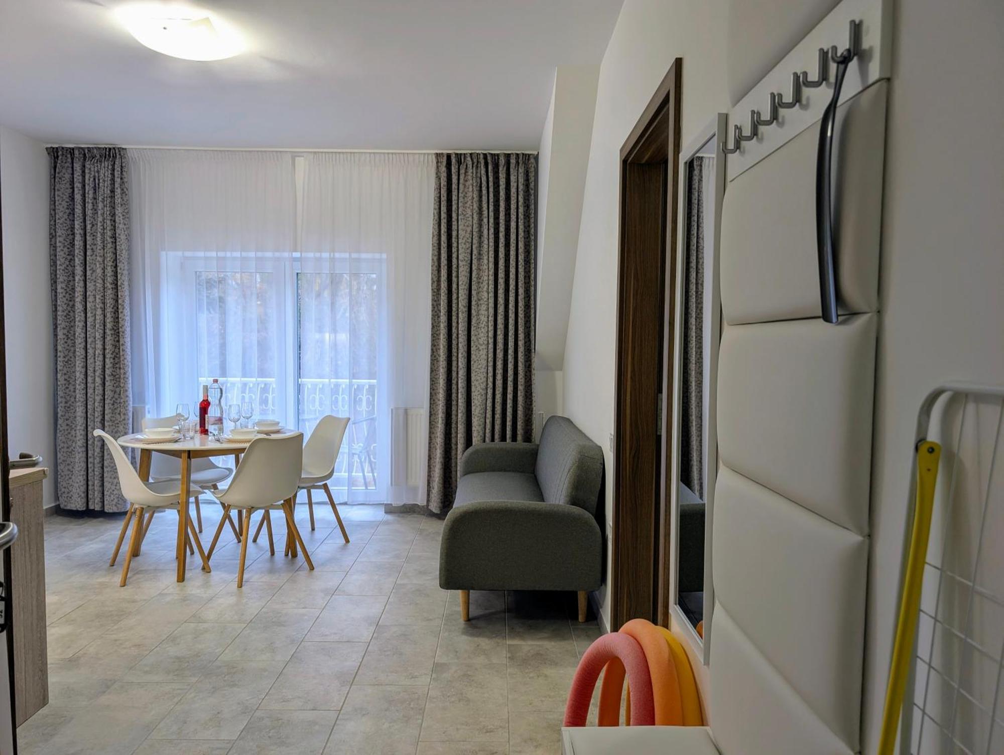 Moon Light Apartment เฮวิซ ภายนอก รูปภาพ